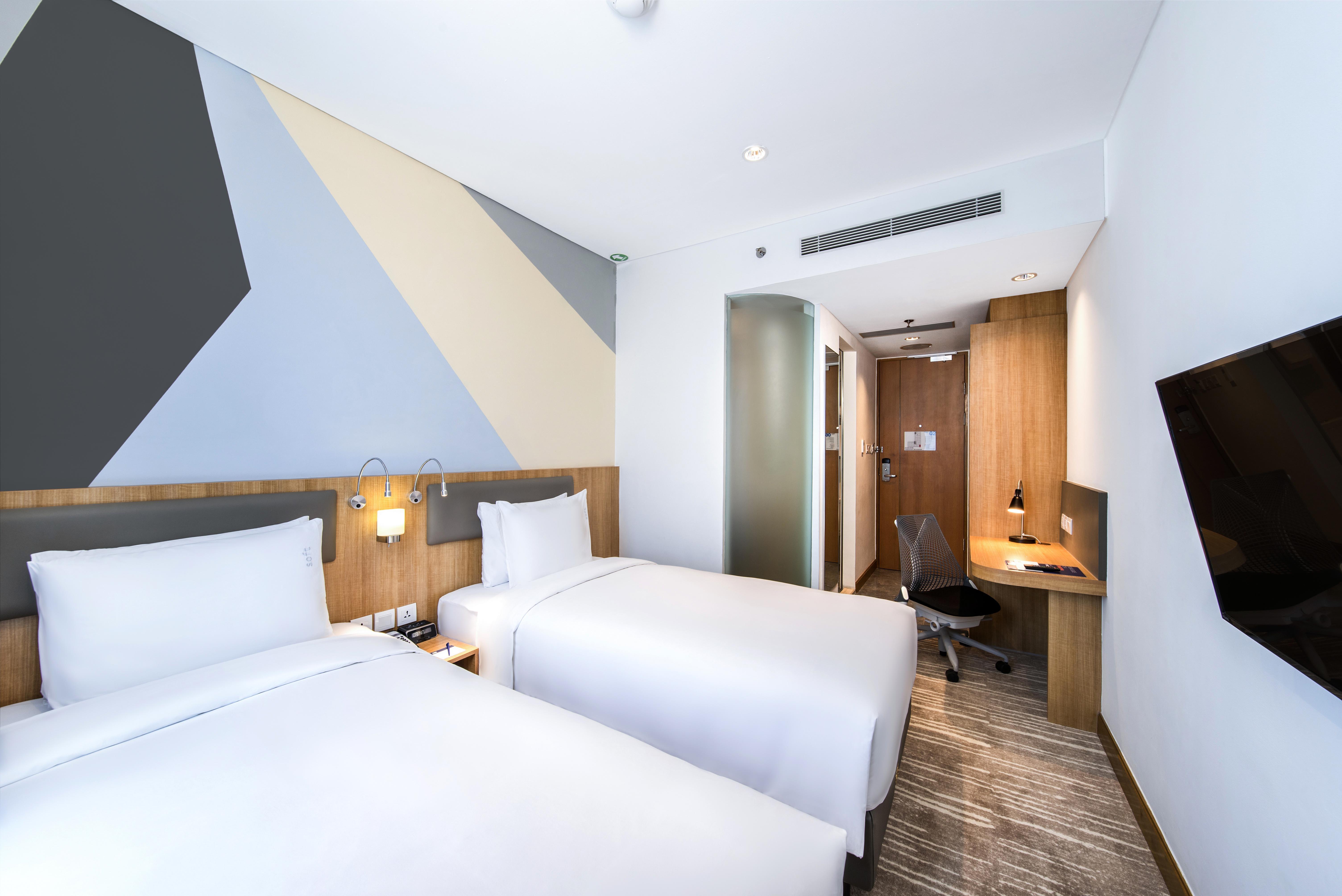 Holiday Inn Express Jakarta Matraman By Ihg Εξωτερικό φωτογραφία