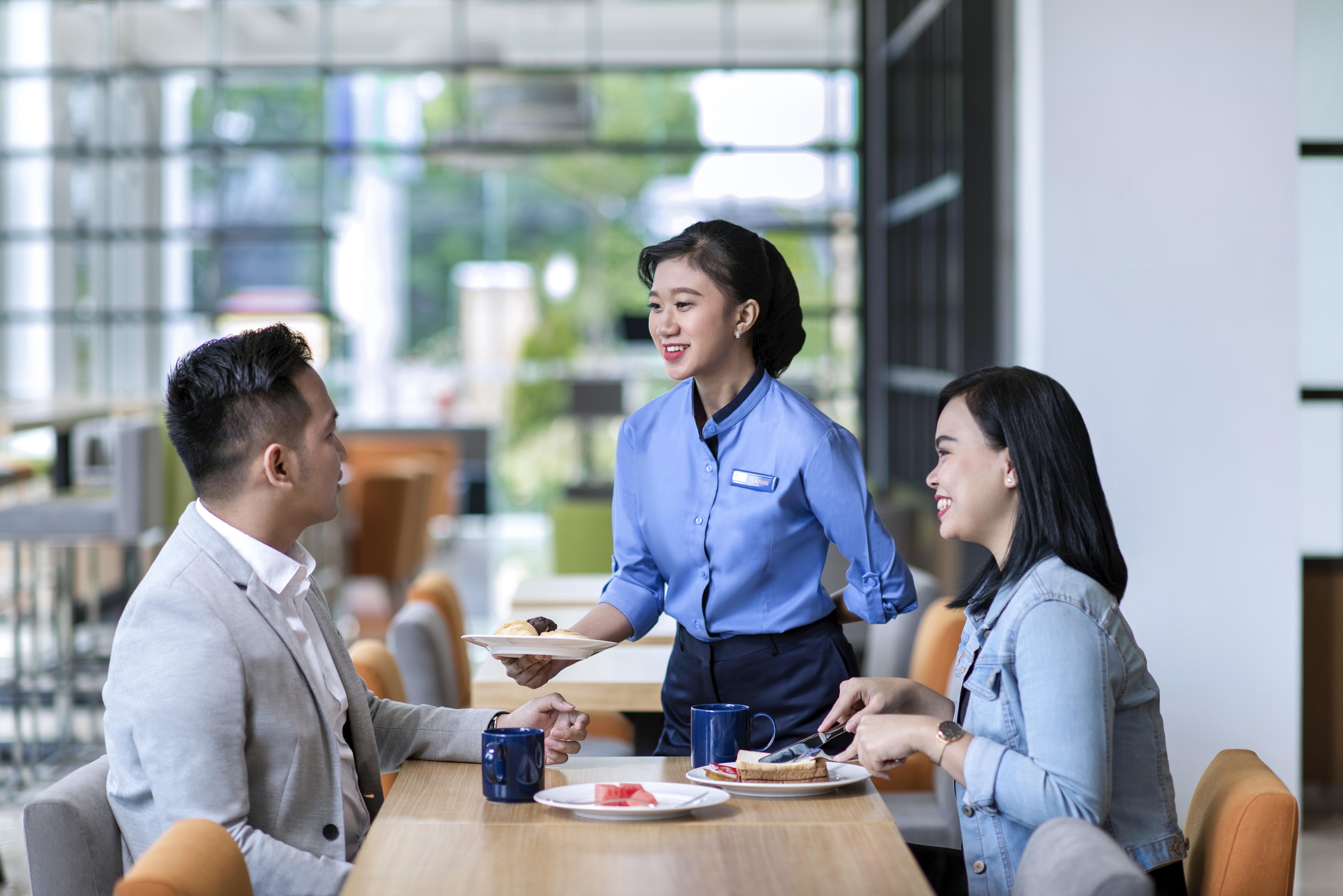 Holiday Inn Express Jakarta Matraman By Ihg Εξωτερικό φωτογραφία