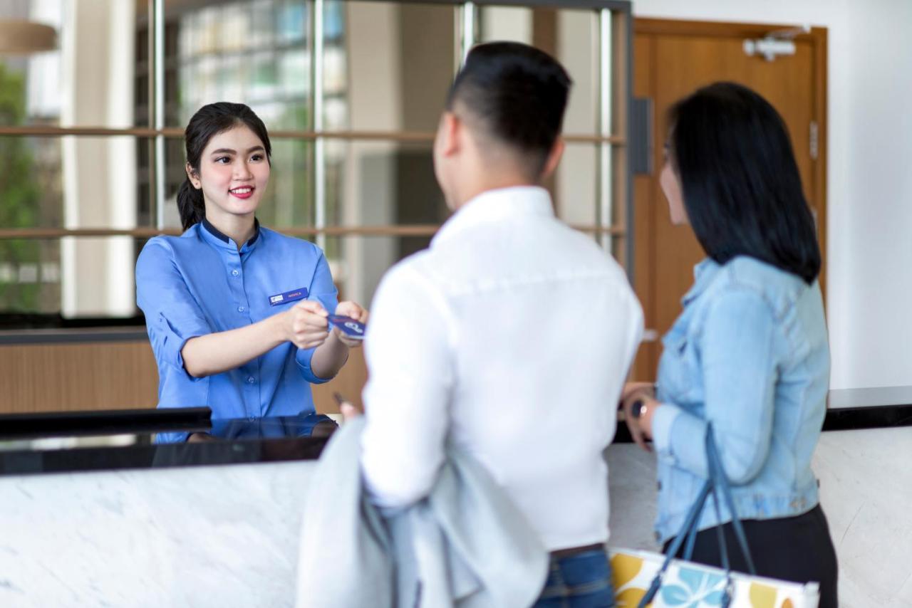 Holiday Inn Express Jakarta Matraman By Ihg Εξωτερικό φωτογραφία