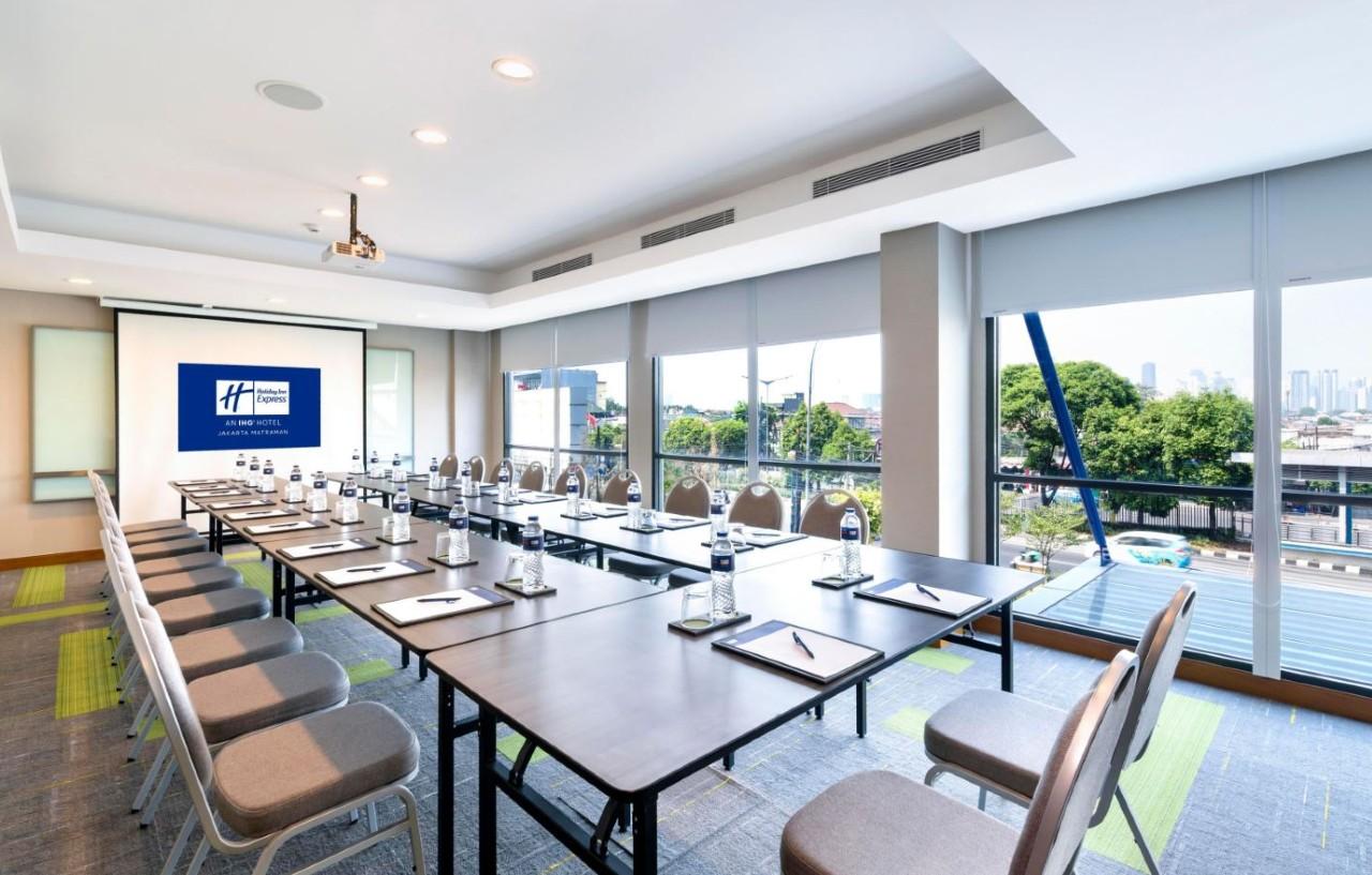 Holiday Inn Express Jakarta Matraman By Ihg Εξωτερικό φωτογραφία